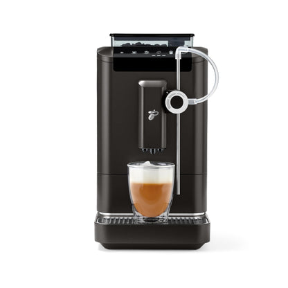 Tchibo Kaffeevollautomat Esperto2 Milk mit One-Touch Milchfunktion und 2-Tassen-Funktion für Espresso, Caffè Crema, Capuccino und Milchschaum, Granite Black - INKLUSIVE Kaffeeprobierset GRATIS