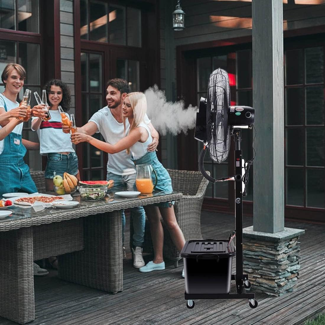 Industrieller Standventilator mit Nebelfunktion, oszillierend für Terrassenkühlung, energieeffizienter Hochgeschwindigkeits-Luftstrom